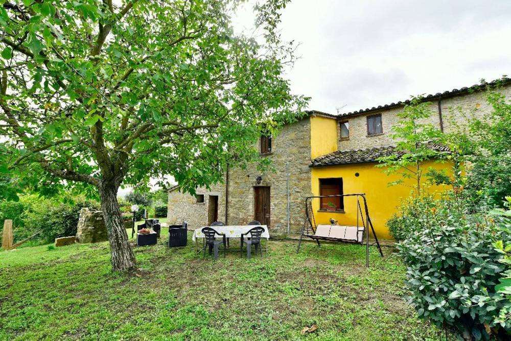 Agriturismo Corvaia Radicofani Buitenkant foto