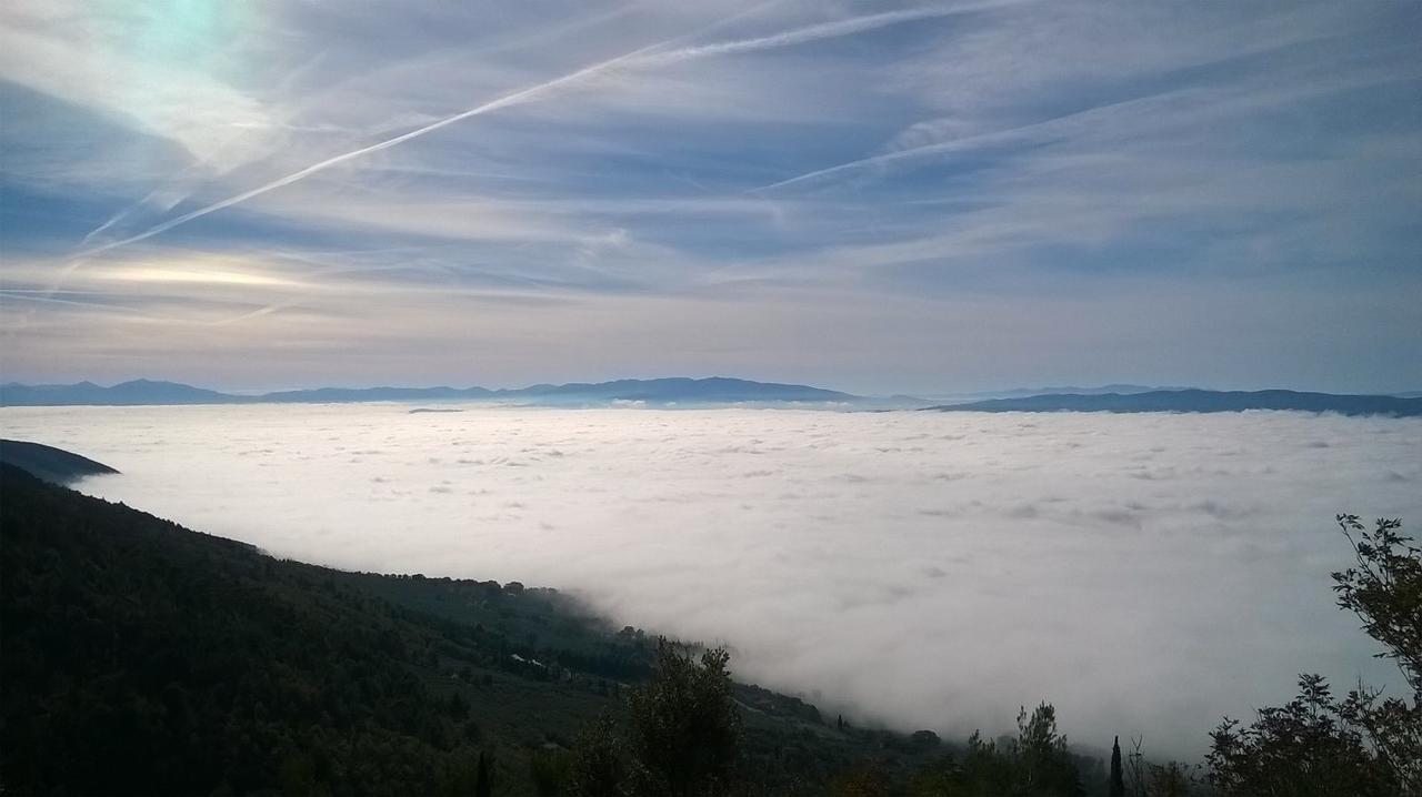 Agriturismo Corvaia Radicofani Buitenkant foto